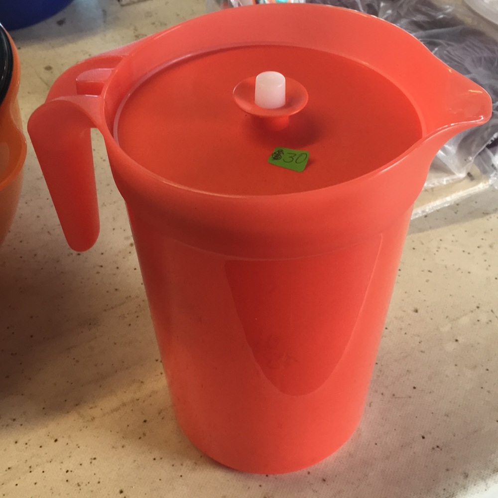 Tupperware pitcher